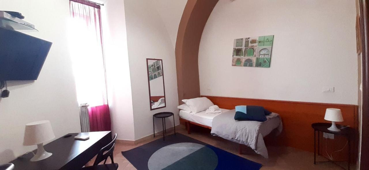 Le Scalette - Affittacamere Terracina Exterior photo